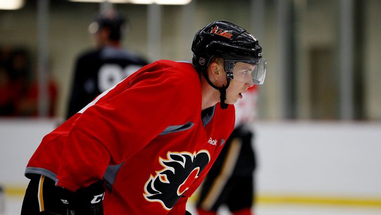 Павел КАРНАУХОВ. Фото hitmenhockey.com Павел КАРНАУХОВ. Фото hitmenhockey.com