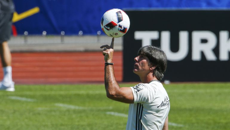 Главный тренер сборной Германии Йоахим ЛЕВ. Фото AFP Главный тренер сборной Германии Йоахим ЛЕВ. Фото AFP