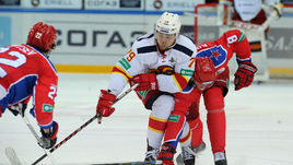 Эту ПЕЙСТИ.