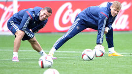 Октябрь 2014 года. Химки. Александр КЕРЖАКОВ и Александр КОКОРИН на тренировке сборной России.