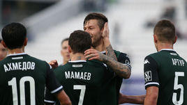 Одил АХМЕДОВ (№10), Павел МАМАЕВ (№7), Федор СМОЛОВ и Артур ЕНДЖЕЙЧИК (№5).