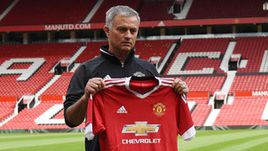 Жозе МОУРИНЬЮ.