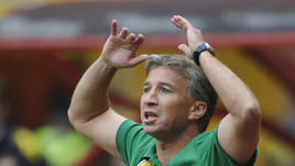 Дуэль бывших защитников: Бушманов против Петреску