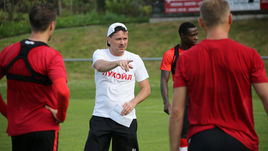 Дмитрий АЛЕНИЧЕВ.