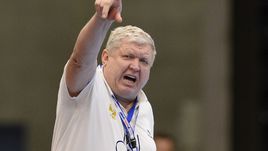 Главный тренер женской сборной России Евгений ТРЕФИЛОВ.