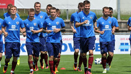 Май. Бад-Рагац. Игроки сборной России готовятся к Euro-2016.