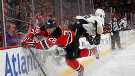 Антон ВОЛЧЕНКОВ (№28) возвращается из НХЛ в КХЛ.