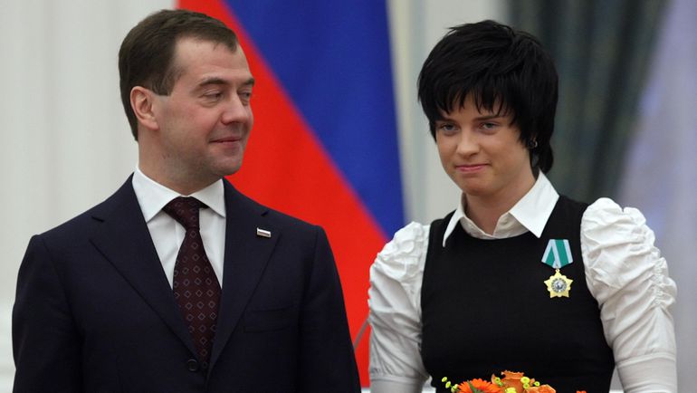 Дмитрий МЕДВЕДЕВ и Светлана СЛЕПЦОВА. Фото REUTERS Дмитрий МЕДВЕДЕВ и Светлана СЛЕПЦОВА. Фото REUTERS