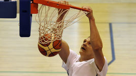 Тимофей Мозгов: "Вопросы про чемпионство отвлекают от сборной"