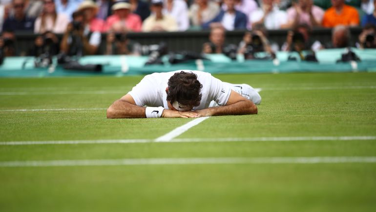 Роджер ФЕДЕРЕР на Уимблдоне. Фото REUTERS Роджер ФЕДЕРЕР на Уимблдоне. Фото REUTERS