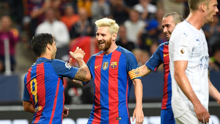 Луис СУАРЕС и Лионель МЕССИ. Фото AFP Луис СУАРЕС и Лионель МЕССИ. Фото AFP