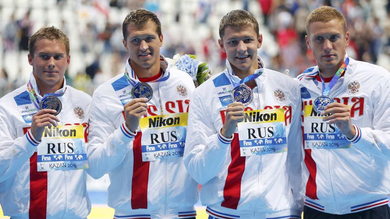 Серебряные призеры ЧМ-2015 в эстафете 4х100 вольным стилем (слева направо) Владимир МОРОЗОВ, Никита ЛОБИНЦЕВ, Андрей ГРЕЧИН и Александр СУХОРУКОВ. Фото REUTERS Серебряные призеры ЧМ-2015 в эстафете 4х100 вольным стилем (слева направо) Владимир МОРОЗОВ, Никита ЛОБИНЦЕВ, Андрей ГРЕЧИН и Александр СУХОРУКОВ. Фото REUTERS