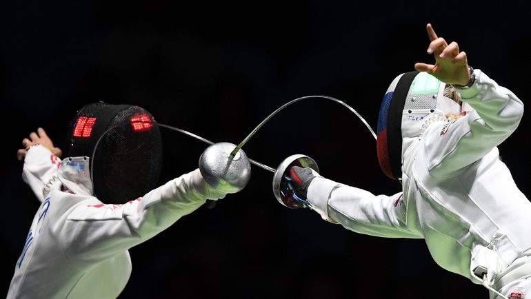 Завоюет ли Татьяна ЛОГУНОВА (справа) третье олимпийское золото? Фото AFP Завоюет ли Татьяна ЛОГУНОВА (справа) третье олимпийское золото? Фото AFP