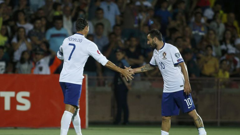 КРИШТИАНУ РОНАЛДУ И ДАННИ. Фото REUTERS КРИШТИАНУ РОНАЛДУ И ДАННИ. Фото REUTERS