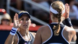 Елена ВЕСНИНА (слева) и Екатерина МАКАРОВА: есть финал Олимпиады!