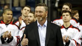 Патрик РУА.