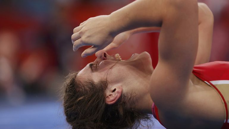 Наталья ВОРОБЬЕВА празднует победу на Олимпийских играх в Лондоне. Фото REUTERS Наталья ВОРОБЬЕВА празднует победу на Олимпийских играх в Лондоне. Фото REUTERS