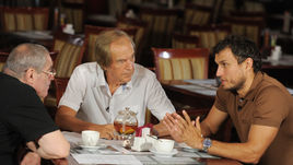 Александр ЛЬВОВ, Юрий ВАСИЛЬКОВ и Эдуард БЕЗУГЛОВ.