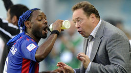 Июнь 2011 года. Армеец ВАГНЕР ЛАВ и главный тренер Леонид СЛУЦКИЙ.