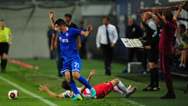 В Химках - матч лидеров:  "Динамо" против "Тосно"