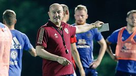 Станислав Черчесов: "Хочу увидеть с удовольствием играющую и достойно представляющую страну сборную!"