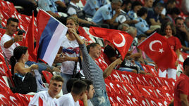Среда. Анталья. Турция - Россия - 0:0. Болельщики сборной России.