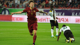 Вчера. Москва. Черкизово. Россия - Гана - 1:0. 20-я минута. Только что Федор CМОЛОВ забил победный гол.