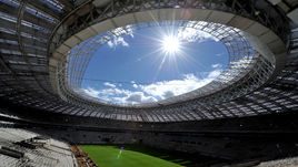 В "Лужниках" уже уложили газон