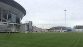 Сегодня. Санкт-Петербург. Выкатное поле стадиона на Крестовском острове.