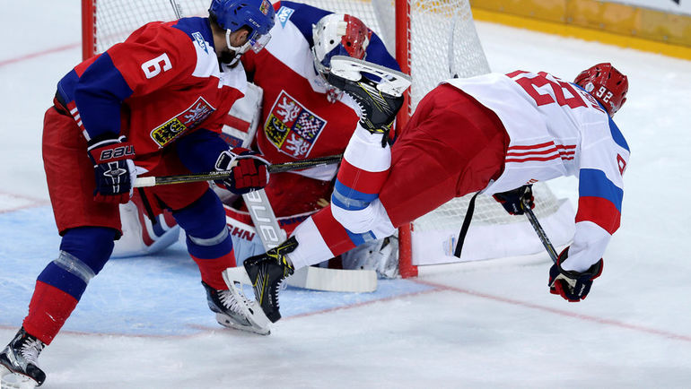 В атаке Евгений КУЗНЕЦОВ. Фото REUTERS В атаке Евгений КУЗНЕЦОВ. Фото REUTERS