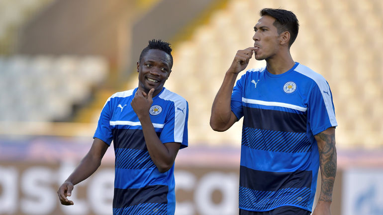 Ахмед МУСА (слева) и Леонардо УЛЬОА. Фото AFP Ахмед МУСА (слева) и Леонардо УЛЬОА. Фото AFP