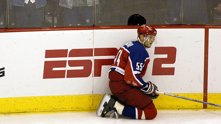 7 сентября 2004 года. Сент-Пол. США – Россия – 5:3. Сергей ГОНЧАР. Фото REUTERS 7 сентября 2004 года. Сент-Пол. США – Россия – 5:3. Сергей ГОНЧАР. Фото REUTERS