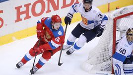 Четверг. Торонто. Россия - Финляндия - 3:0. Владимир ТАРАСЕНКО открыл счет и был признан первой звездой матча.