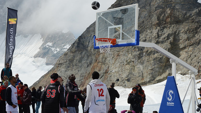 Тони ПАРКЕР в Юнгфрау. Тони ПАРКЕР в Юнгфрау.