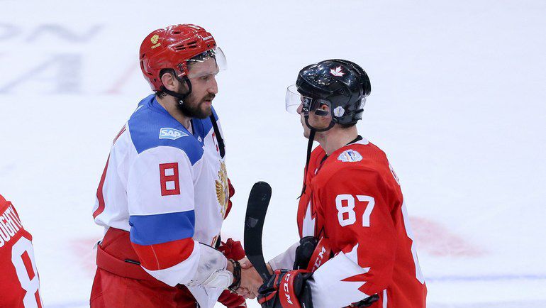 Суббота. Торонто. Канада - Россия - 5:3. Александр ОВЕЧКИН и Сидни КРОСБИ.