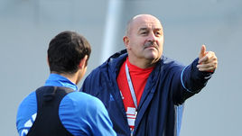 Алан ДЗАГОЕВ и Станислав ЧЕРЧЕСОВ.