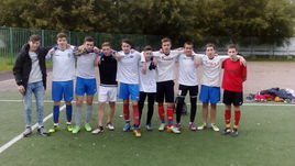 Канадские "Дровосеки" не справились с лесным "Молодняком"