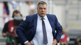 Сэм ЭЛЛАРДАЙС.