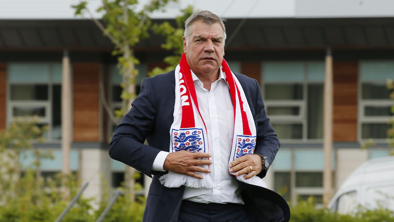 Сэм ЭЛЛАРДАЙС провел всего один матч во главе сборной Англии. Фото REUTERS Сэм ЭЛЛАРДАЙС провел всего один матч во главе сборной Англии. Фото REUTERS