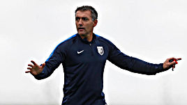 Джон ГУДМАН - руководитель необычной академии из Англии.