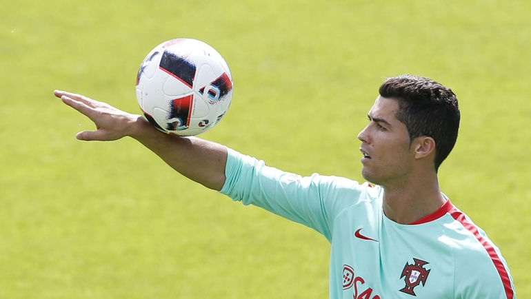 КРИШТИАНУ РОНАЛДУ. Фото REUTERS КРИШТИАНУ РОНАЛДУ. Фото REUTERS