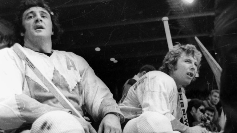 Бобби КЛАРК (справа) и Фил ЭСПОЗИТО. Фото Анатолий БОЧИНИН. Бобби КЛАРК (справа) и Фил ЭСПОЗИТО. Фото Анатолий БОЧИНИН.