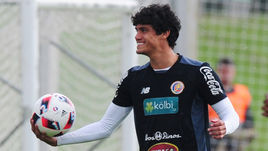 Сегодня. Краснодар. Ельцин ТЕХЕДА на тренировке сборной Коста-Рики.