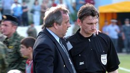 Андрей БУДОГОССКИЙ (слева) может заменить Валентина ИВАНОВА в должности руководителя департамента судейства и инспектирования РФС.