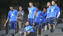 Суббота. Краснодар. Футболисты сборной России знакомятся с новой ареной.