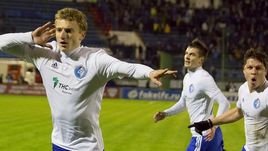 "Факел" спалил "Динамо"