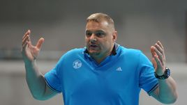 Алекно снова идет на Бразилию