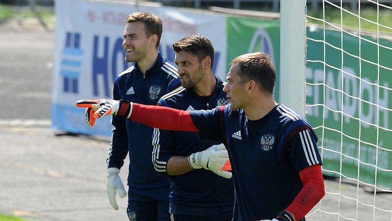 Игорь АКИНФЕЕВ, Юрий ЛОДЫГИН и Сергей РЫЖИКОВ. Фото Алексей ИВАНОВ Игорь АКИНФЕЕВ, Юрий ЛОДЫГИН и Сергей РЫЖИКОВ. Фото Алексей ИВАНОВ