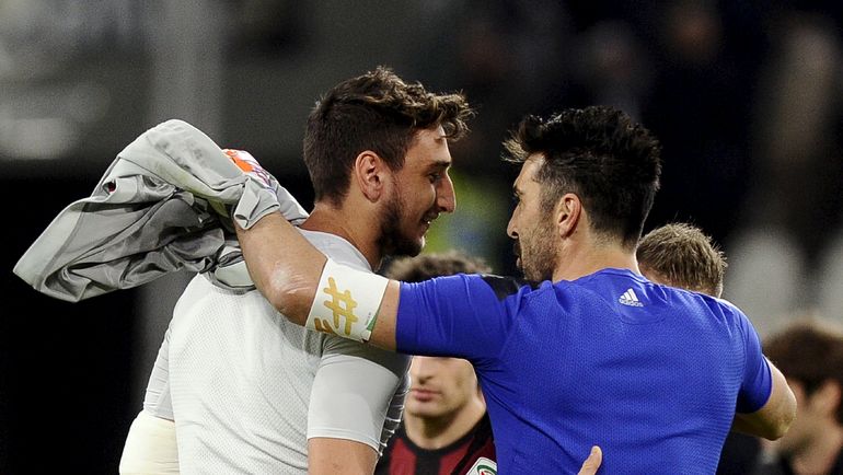 Джанлуиджи ДОННАРУММА и Джанлуиджи БУФФОН. Фото REUTERS Джанлуиджи ДОННАРУММА и Джанлуиджи БУФФОН. Фото REUTERS