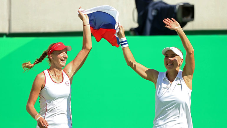 Елена ВЕСНИНА (справа) и Екатерина МАКАРОВА. Фото REUTERS Елена ВЕСНИНА (справа) и Екатерина МАКАРОВА. Фото REUTERS